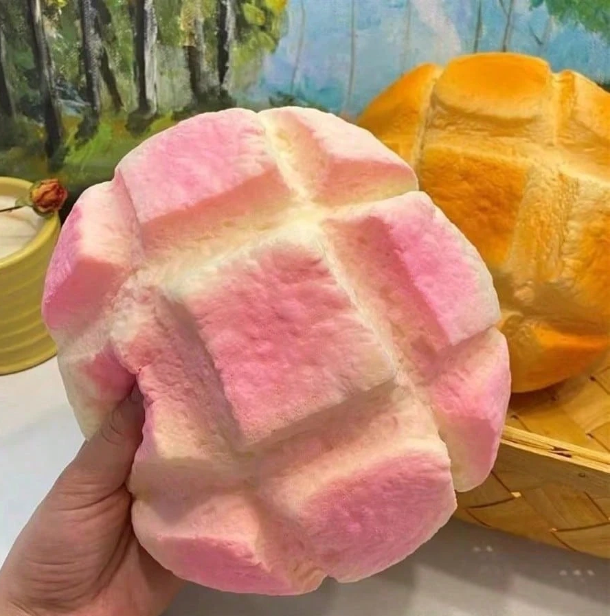Pineapple Bun Squishy