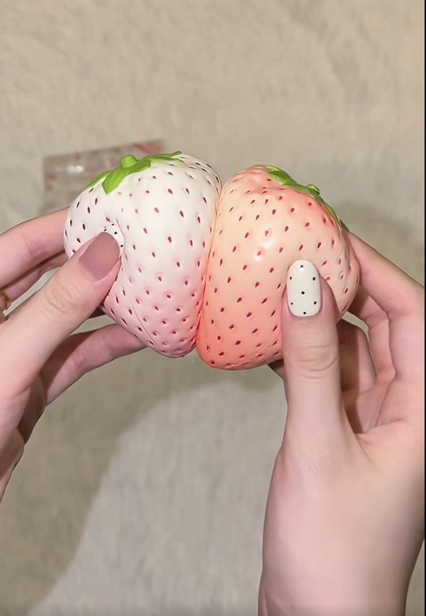 Mango & Strawberry Color Changing Squishy